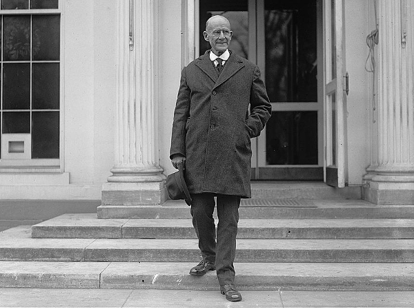 Eugene Debs leaving the White House in 1921 following his meeting with President Harding.