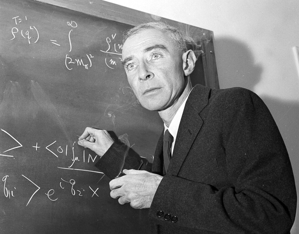 ‘Akhir Hollywood’ Oppenheimer