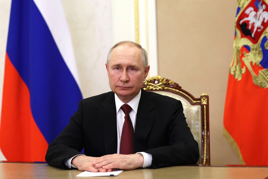 Putin Backs Biden for Re-Election Over Trump, Claiming He Is ‘More Experienced and Predictable’ Putin Backs Biden for Re-Election Over Trump, Claiming He Is ‘More Experienced and Predictable’