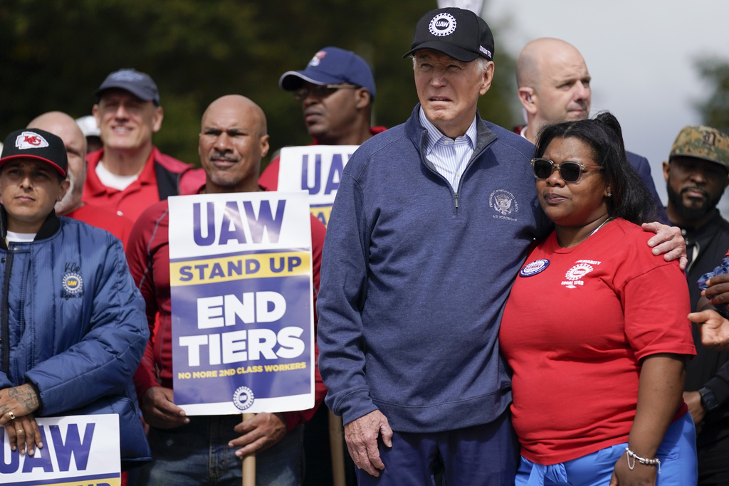 Biden Becomes First President To Join A Picket Line As Trump Prepares ...