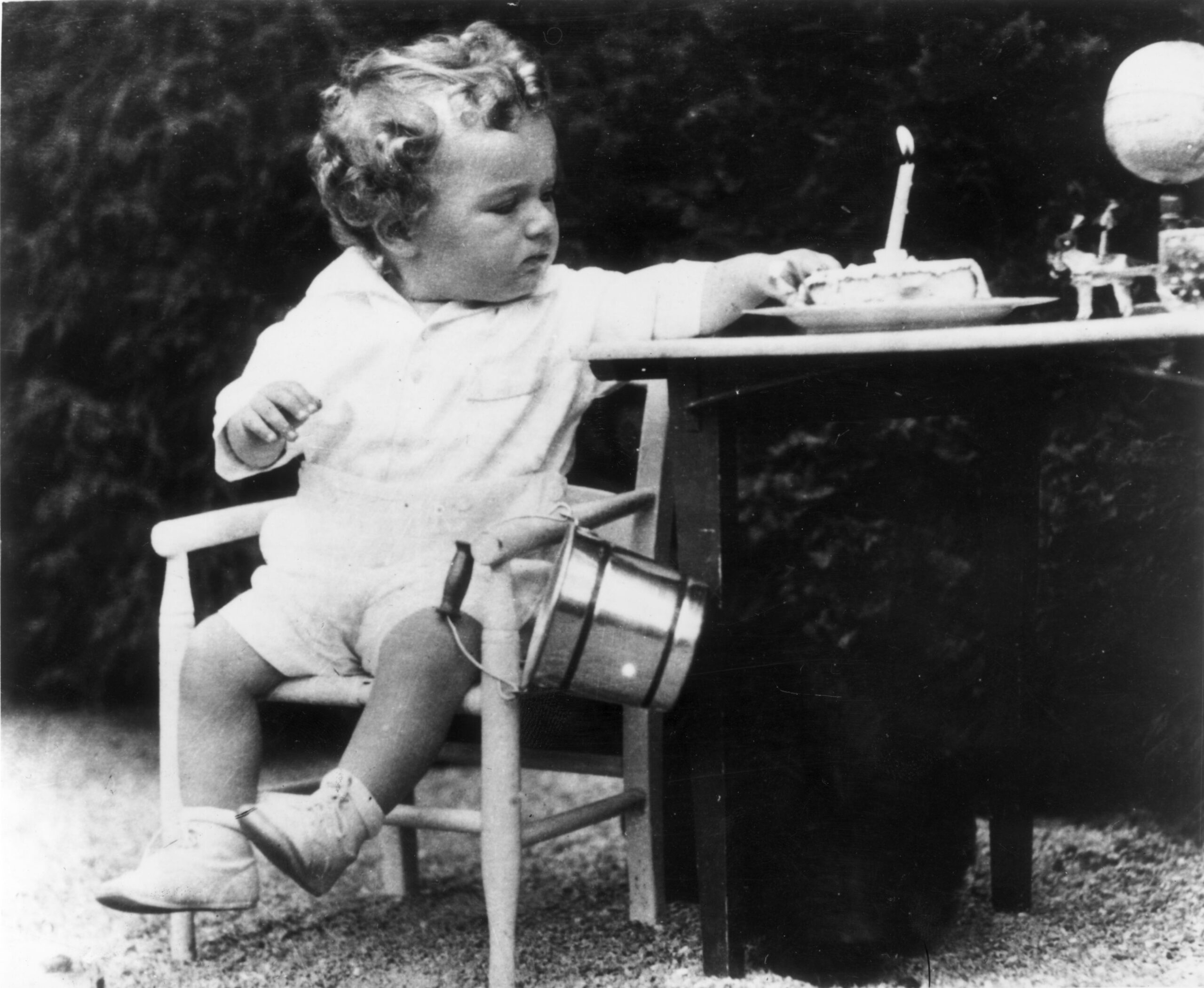Judge: Lindbergh Gave Up His ‘Kidnapped’ Baby for Experiments Judge: Lindbergh Gave Up His ‘Kidnapped’ Baby for Experiments