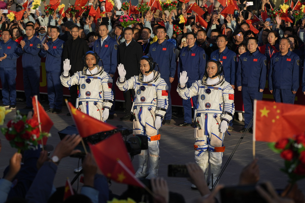 China Embarks on Lunar Missions With an Eye on Moon’s Mysterious Dark Side