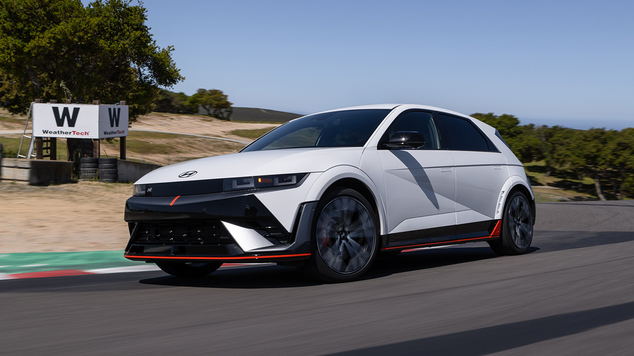 The Electric Hyundai Ioniq 5 N Pretends To Run On Gas For Fun | The New ...