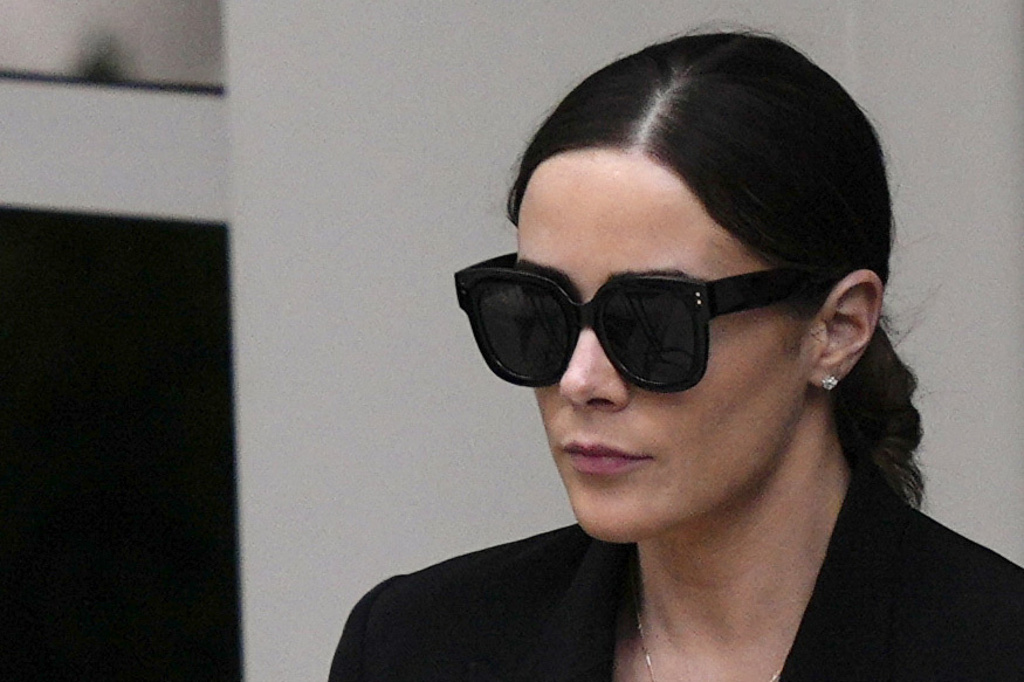 ‘Political Fairy Smut’: Biden Granddaughter Lambasts New Tell-All Book About President’s Decline