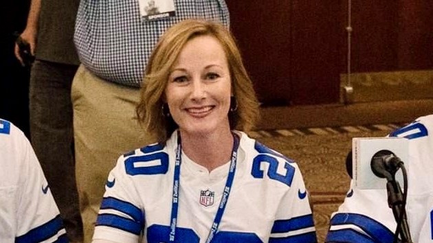 More Women Are Bringing Their Competitive Edge to Fantasy Football ...