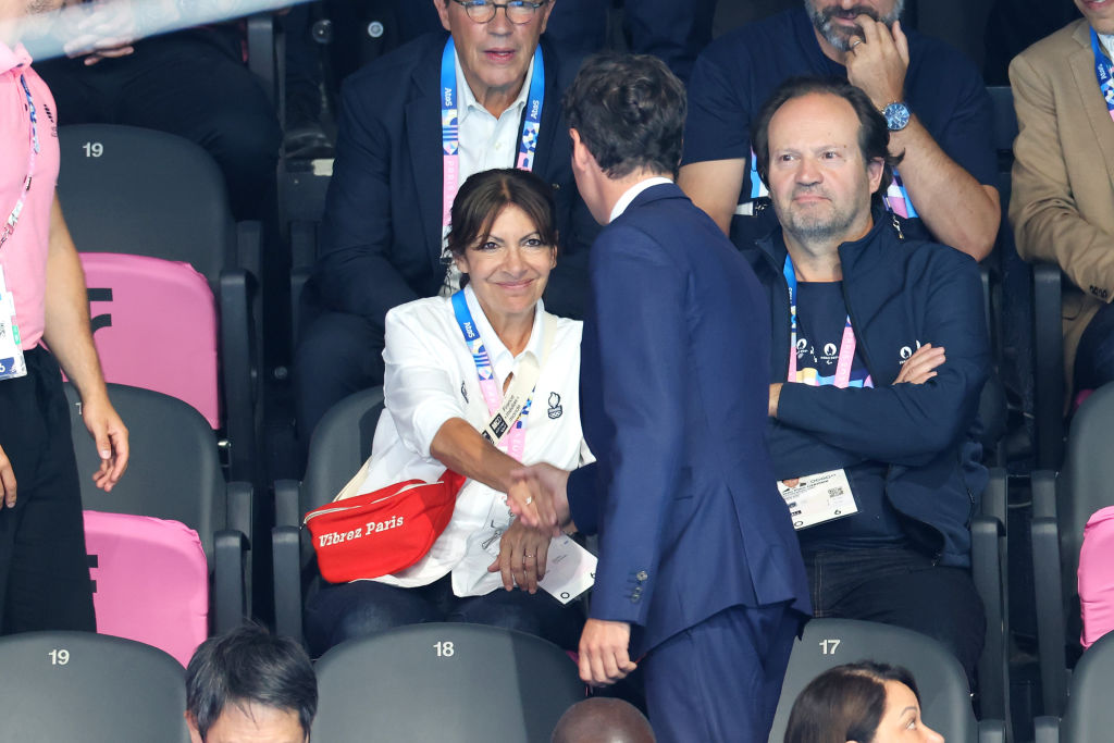 And the Gold Medal for Olympic Vanité Goes to the Socialist Mayor of Paris, as Macron Works the Phones From South of France