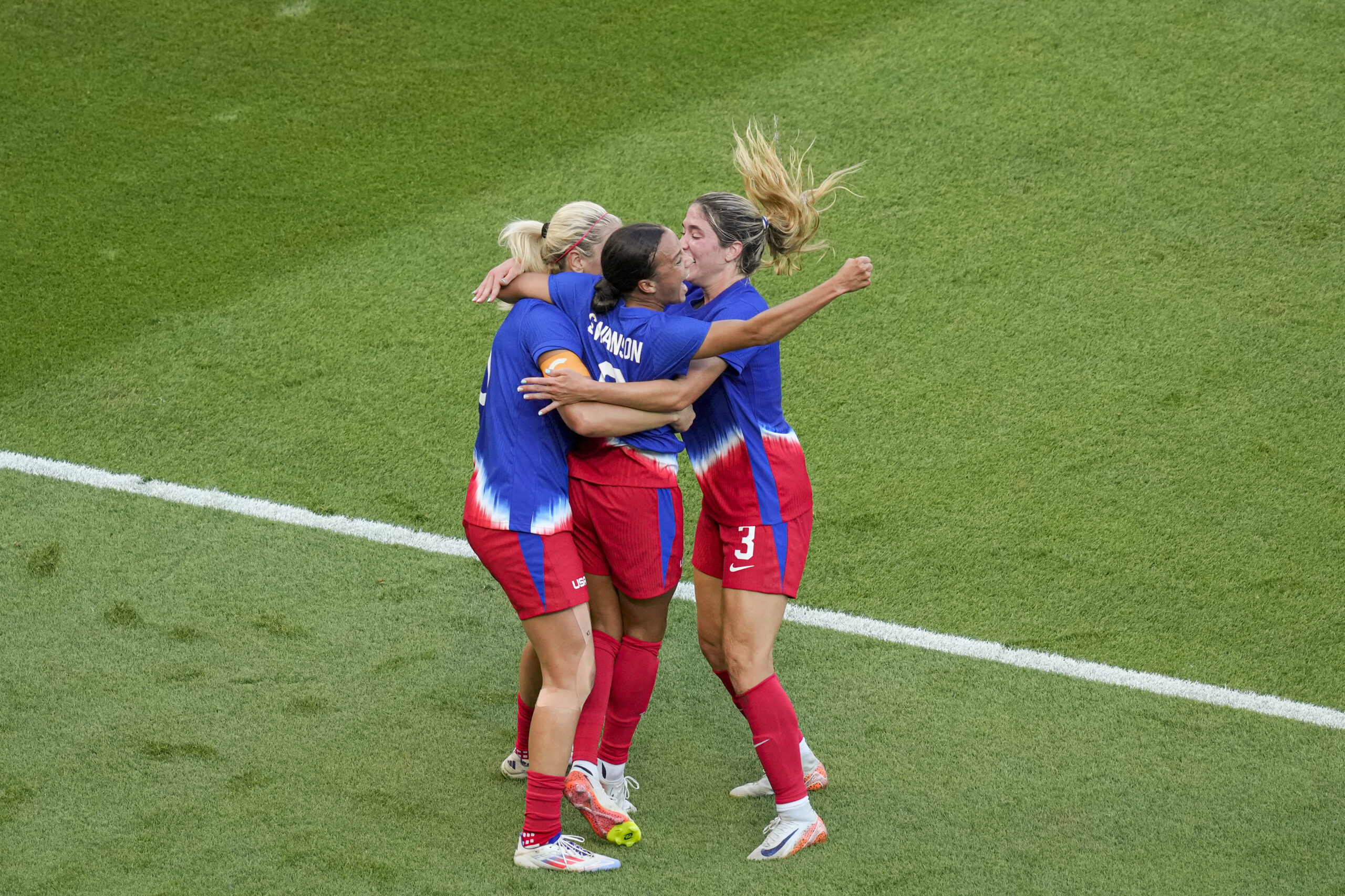 American Women's Soccer Team Wins its Fifth Olympic Gold With 10