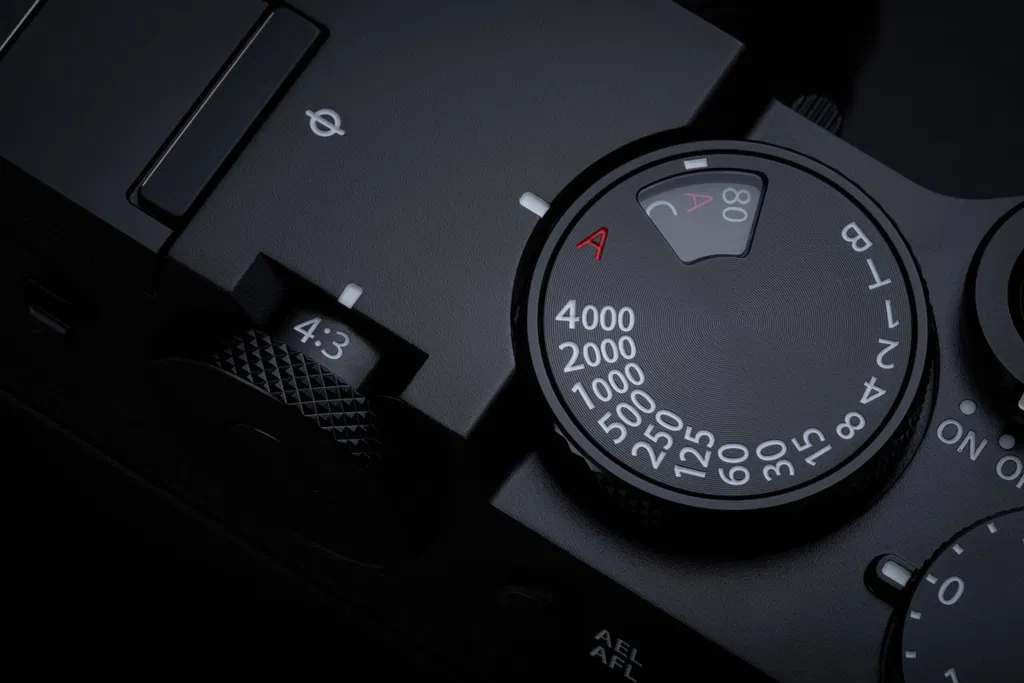 Fujifilm GFX100RF Aspect Ratio Dial.