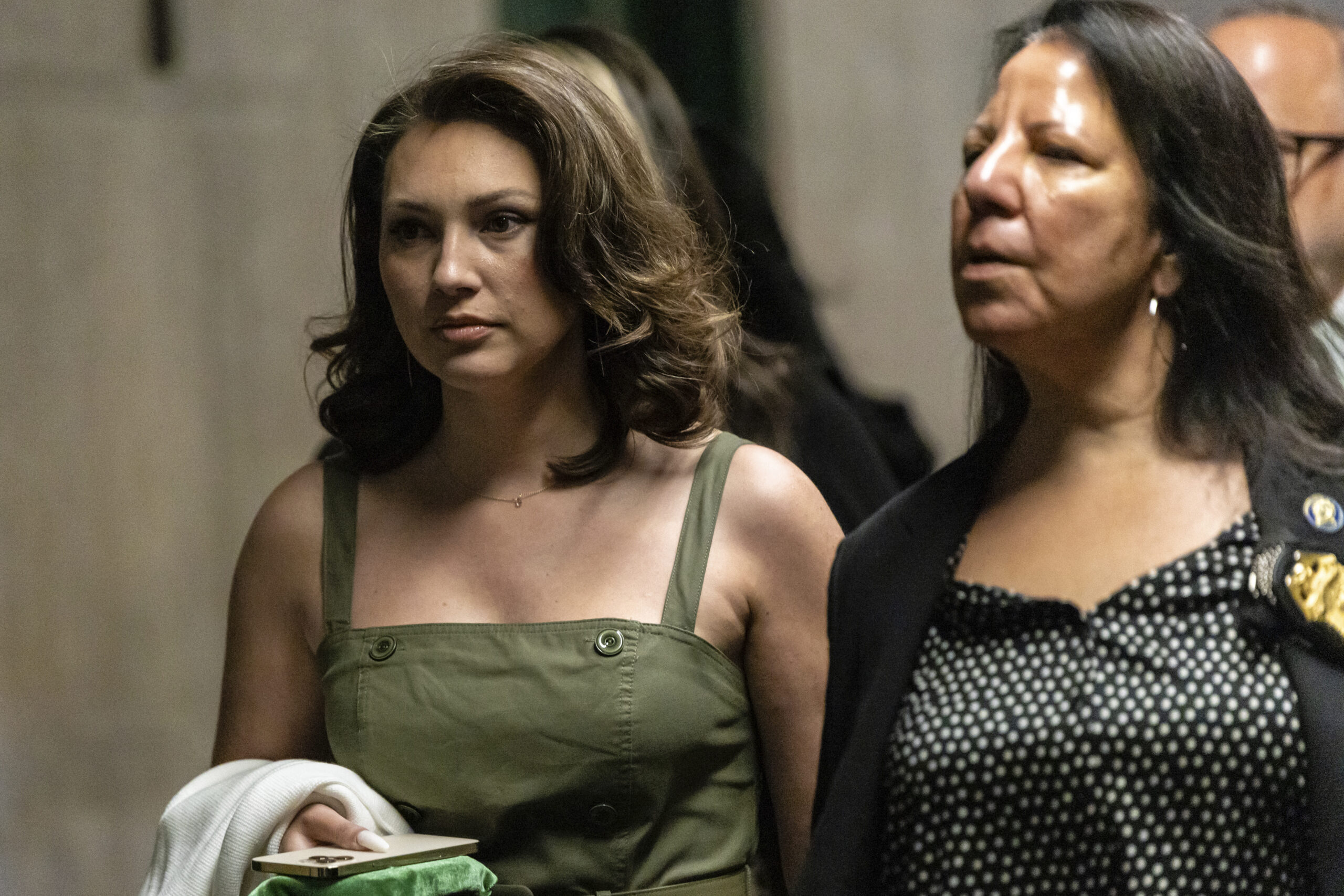 Actress Tells Jury in Harvey Weinstein Rape Retrial About Hotel Room Assault, Needle in Waste Basket