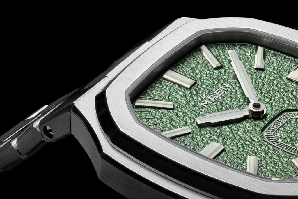 Maen Manhattan 37 Ultra-Thin.