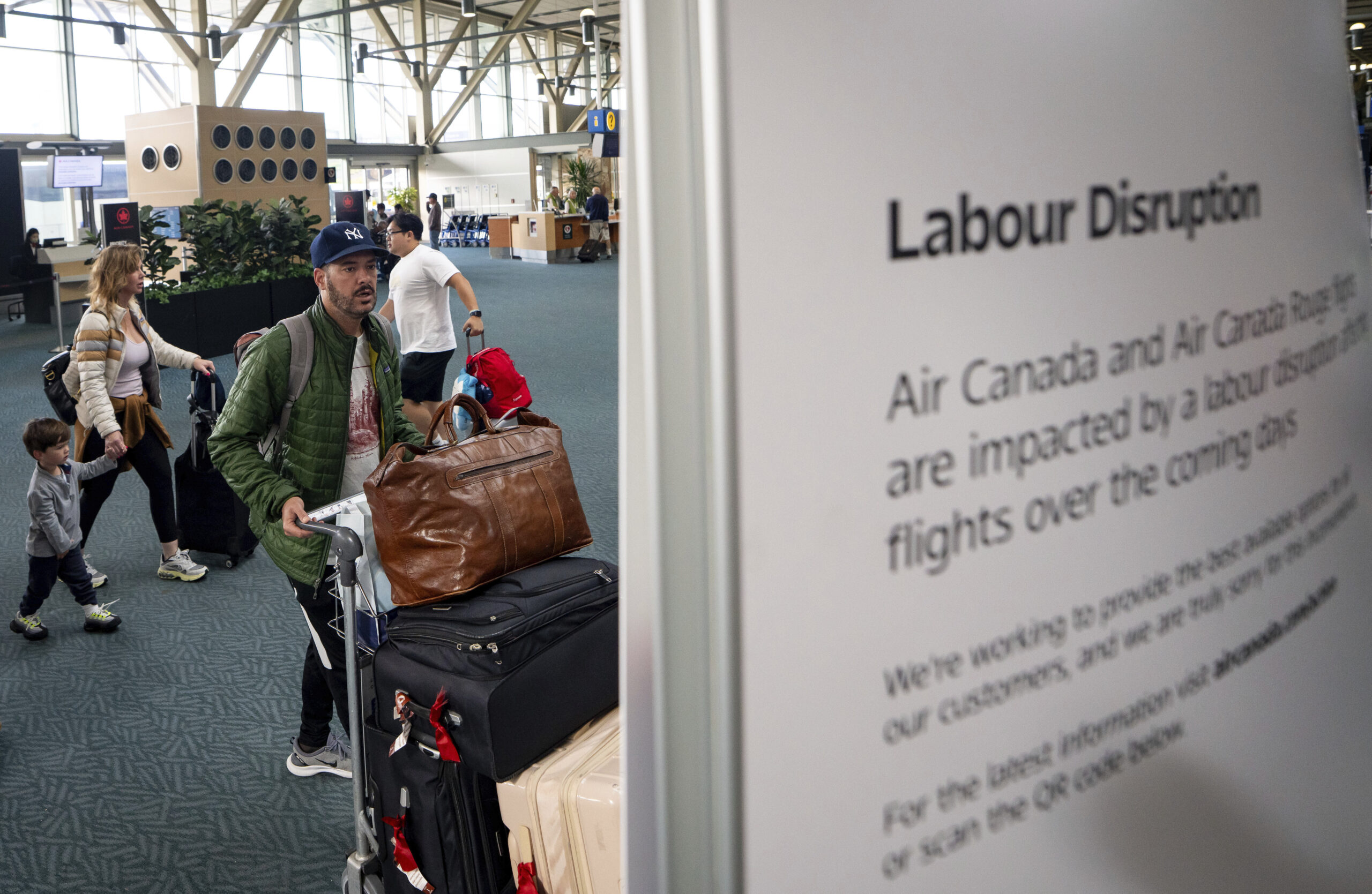 Air Canada Halts Plan To Restart Flights After Flight Attendants Reject Return-to-Work Order