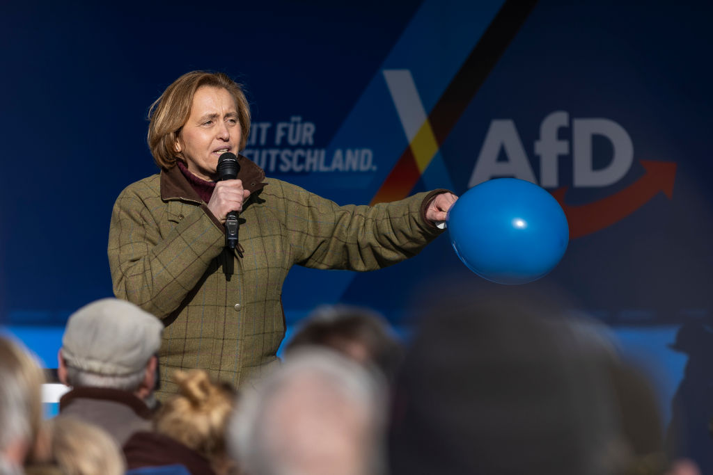 Beatrix von Storch o
speaks to supporters as they gather for a rally of the local chapter of the Alternative for Germany (AfD) the day before national elections on February 22, 2025 at Berlin.