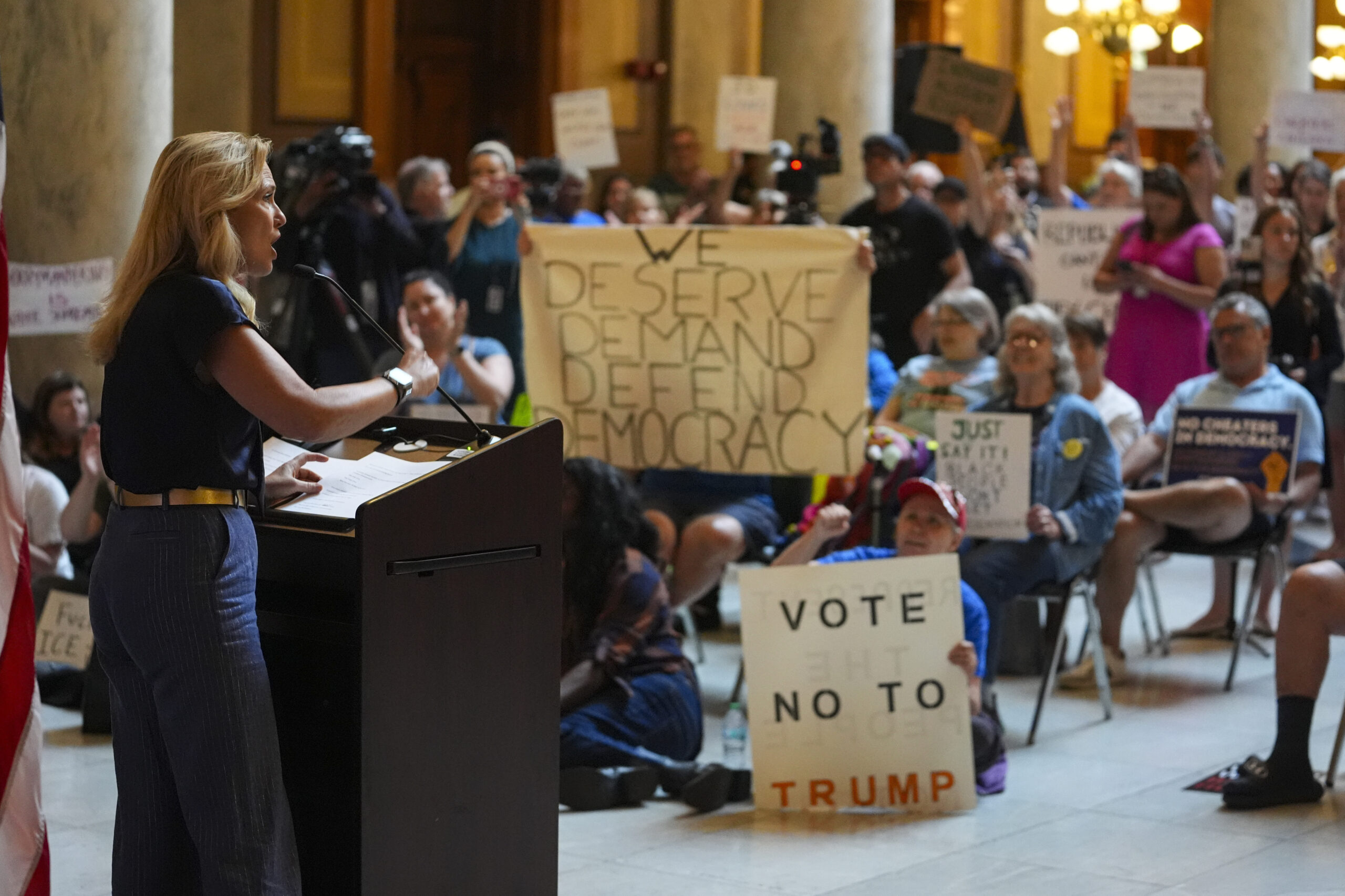 Texas Democrats To Return Home for New Special Legislative Session, Paving Path for Republican Redistricting Plan