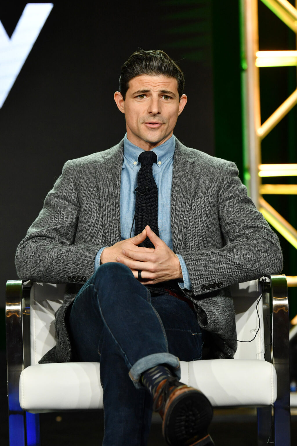 ABC News’s Matt Gutman Apologizes for Saying ‘Intimate’ Texts From Kirk ...
