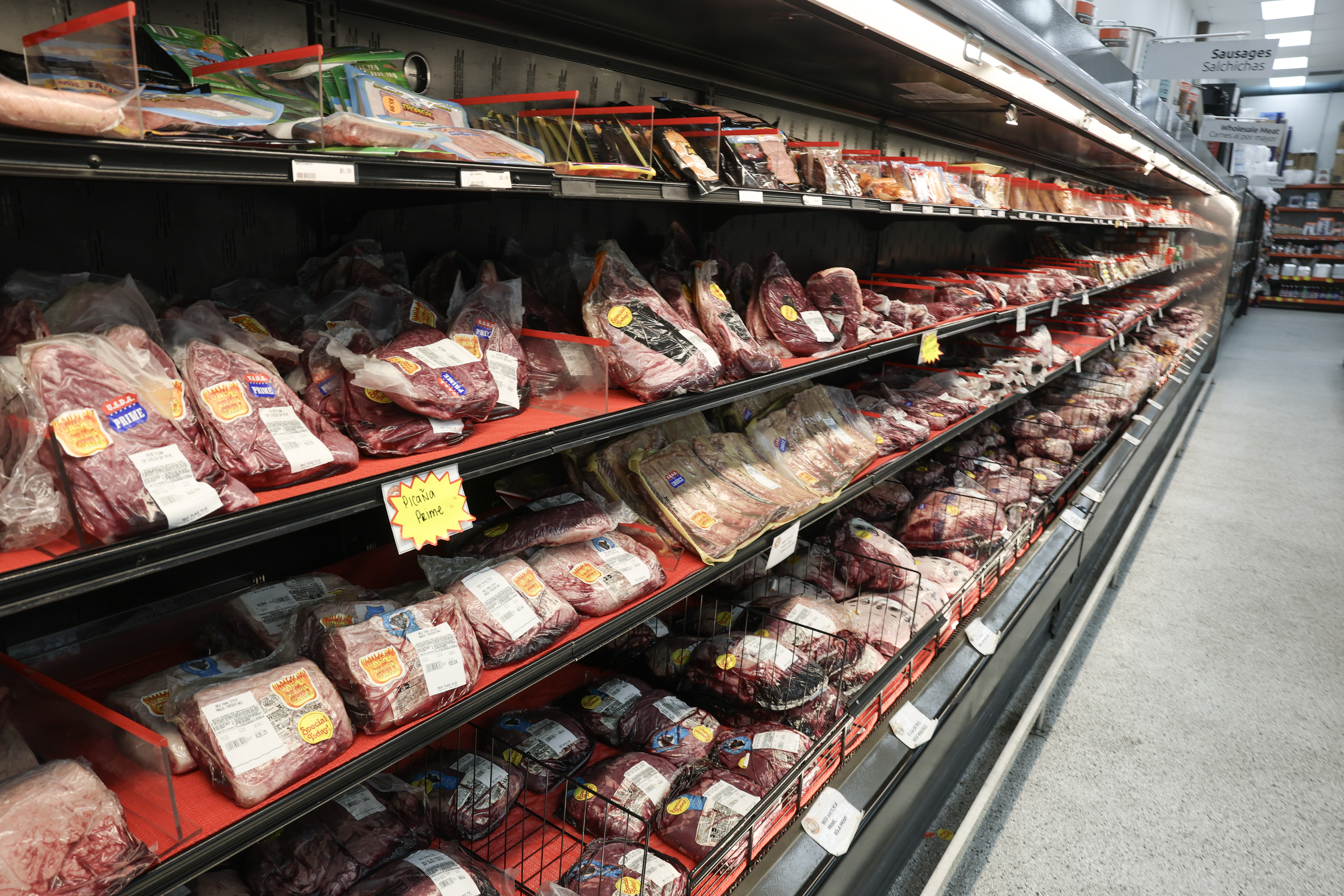 Trump Eyeballs Argentinian Herds To Beef Up America's Cattle Shortage