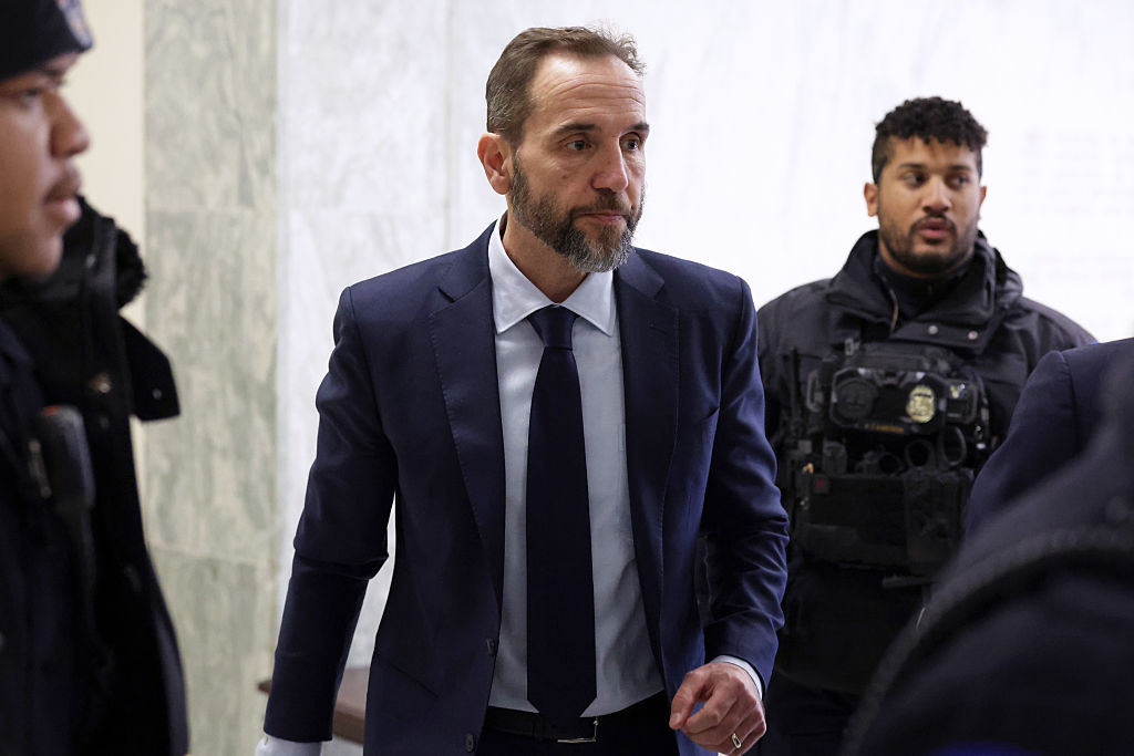 Jack Smith Claims Trump’s Justice Department Is ‘Not Normal,’ Calls for Investigation of Minneapolis ICE Shootings