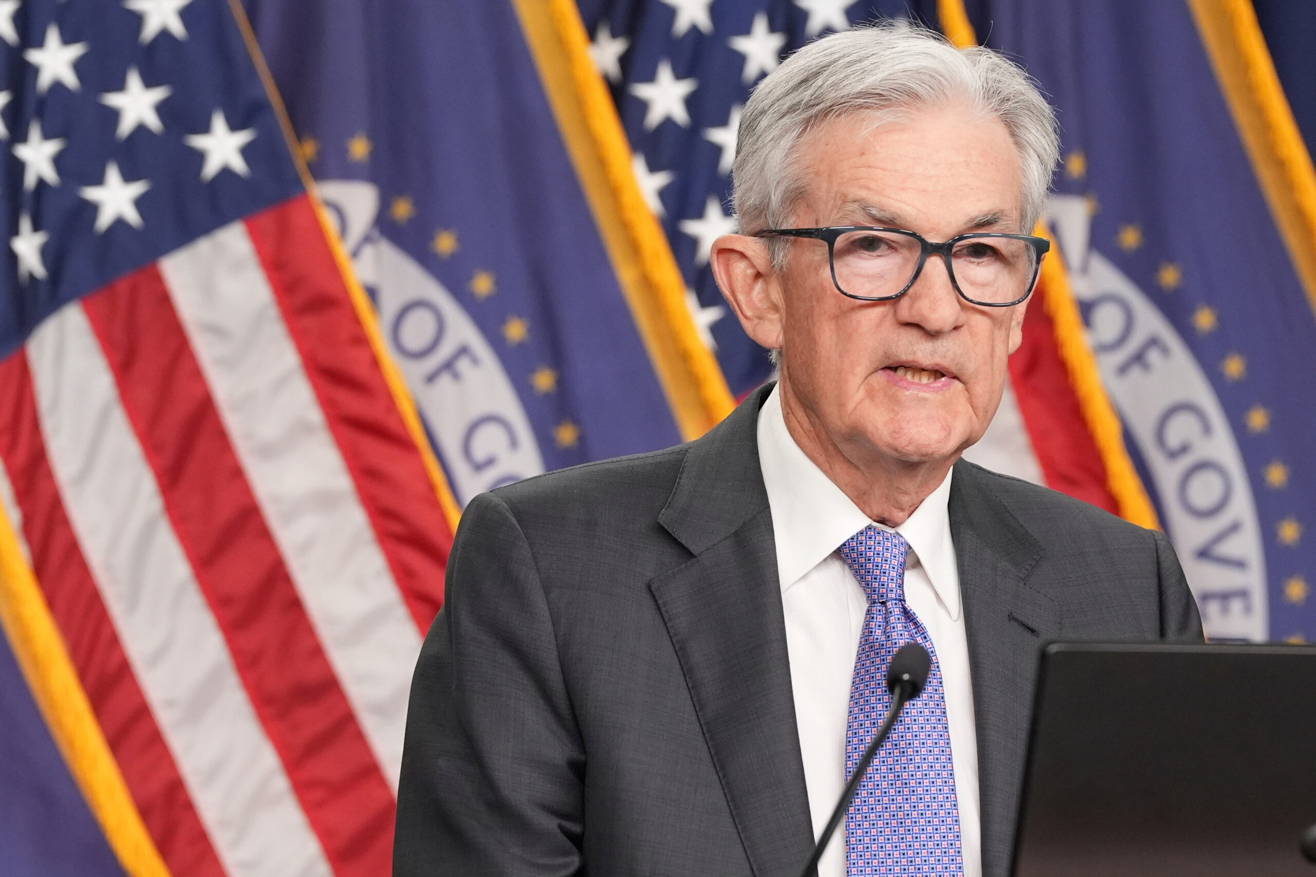 Bad Form as Fed Chairman Refuses To Step Aside From Central Bank’s Board 