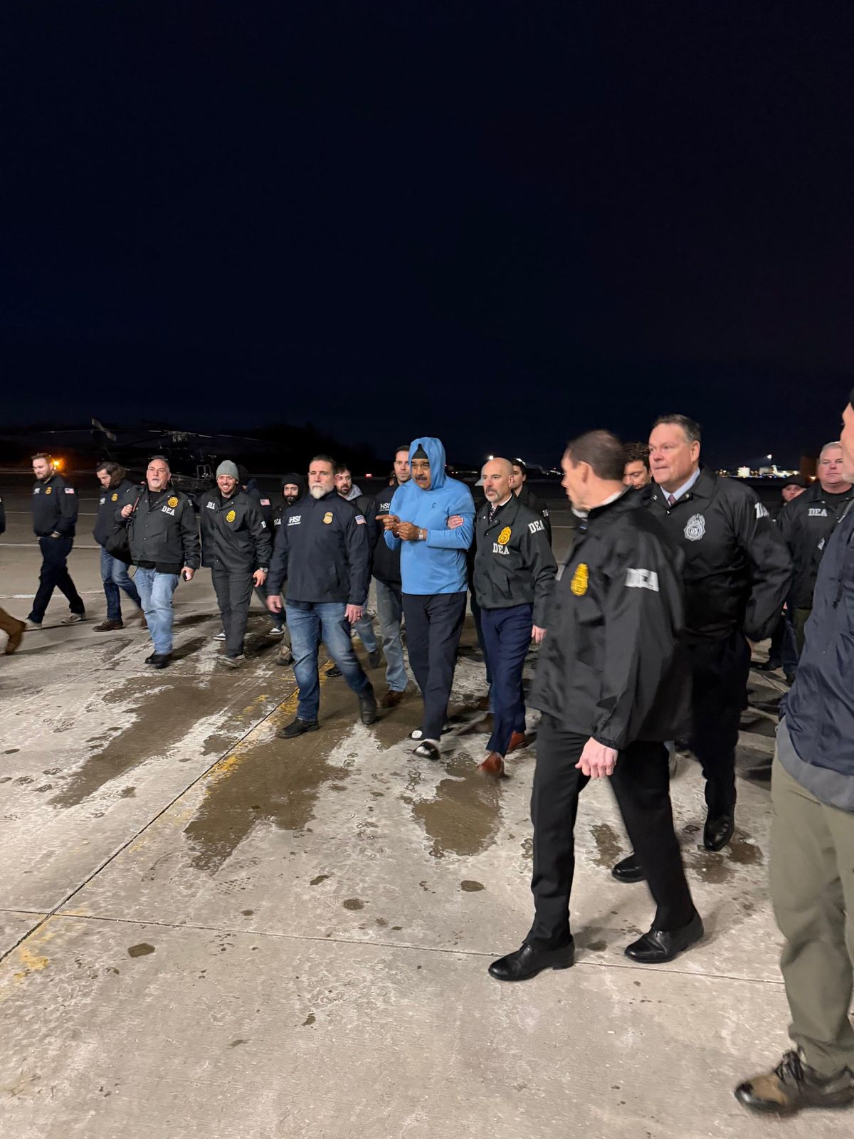 Republican Senators Buck Trump, Siding With Democrats To Advance Resolution Limiting Military Powers in Venezuela