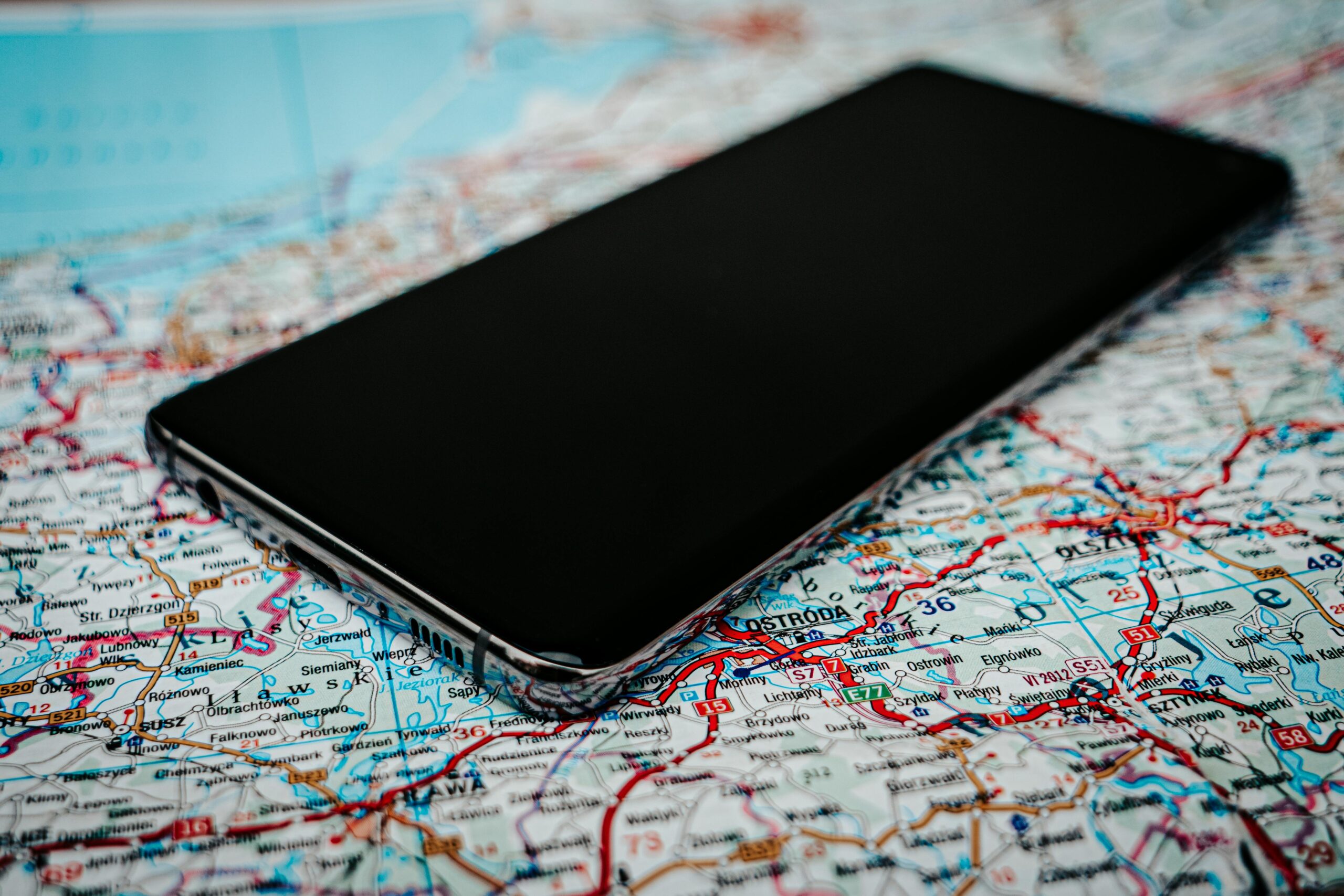 Supreme Court Considers Constitutionality of ‘Geofence Warrants’ in Digital Age