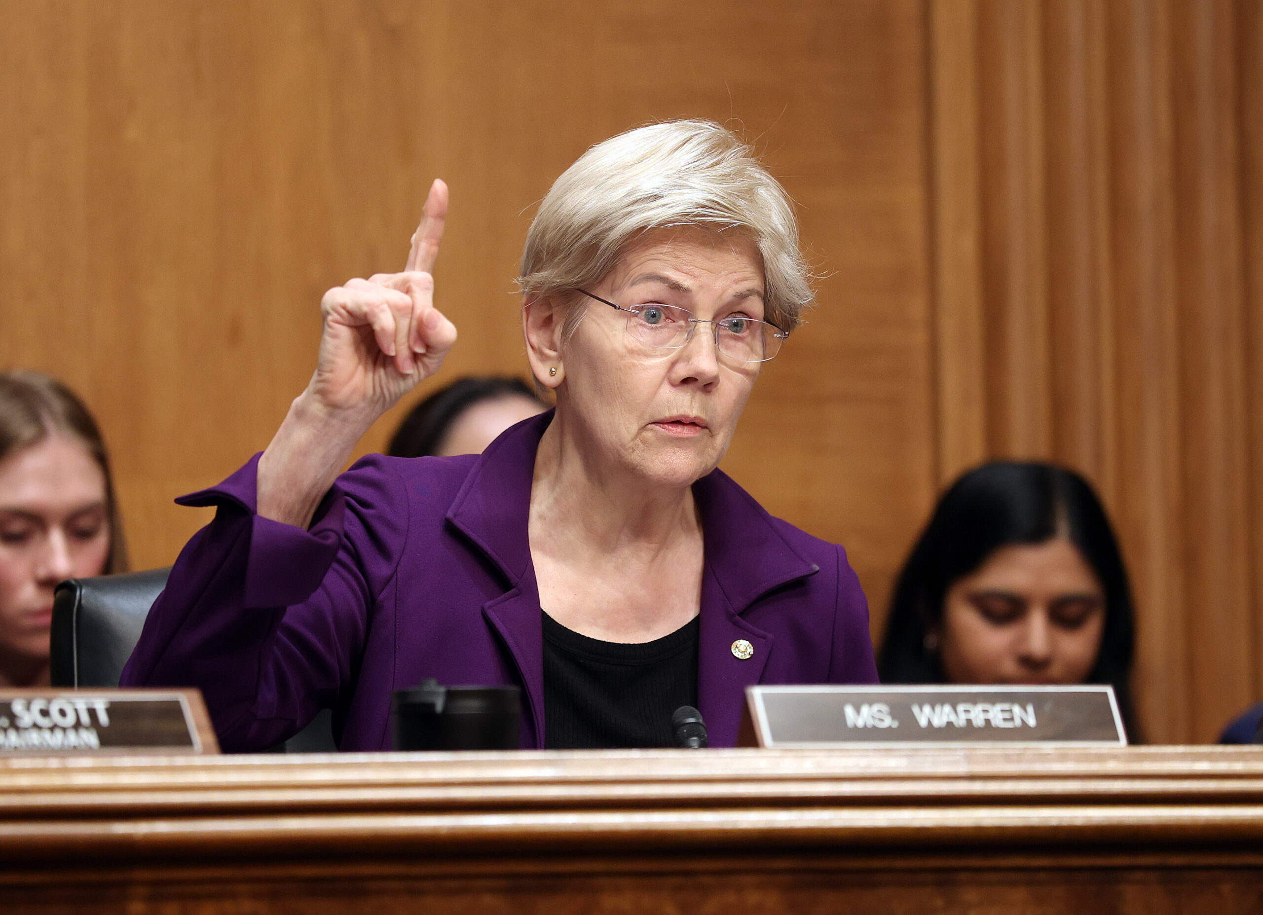 Can GOP Conservatives Block Elizabeth Warren?