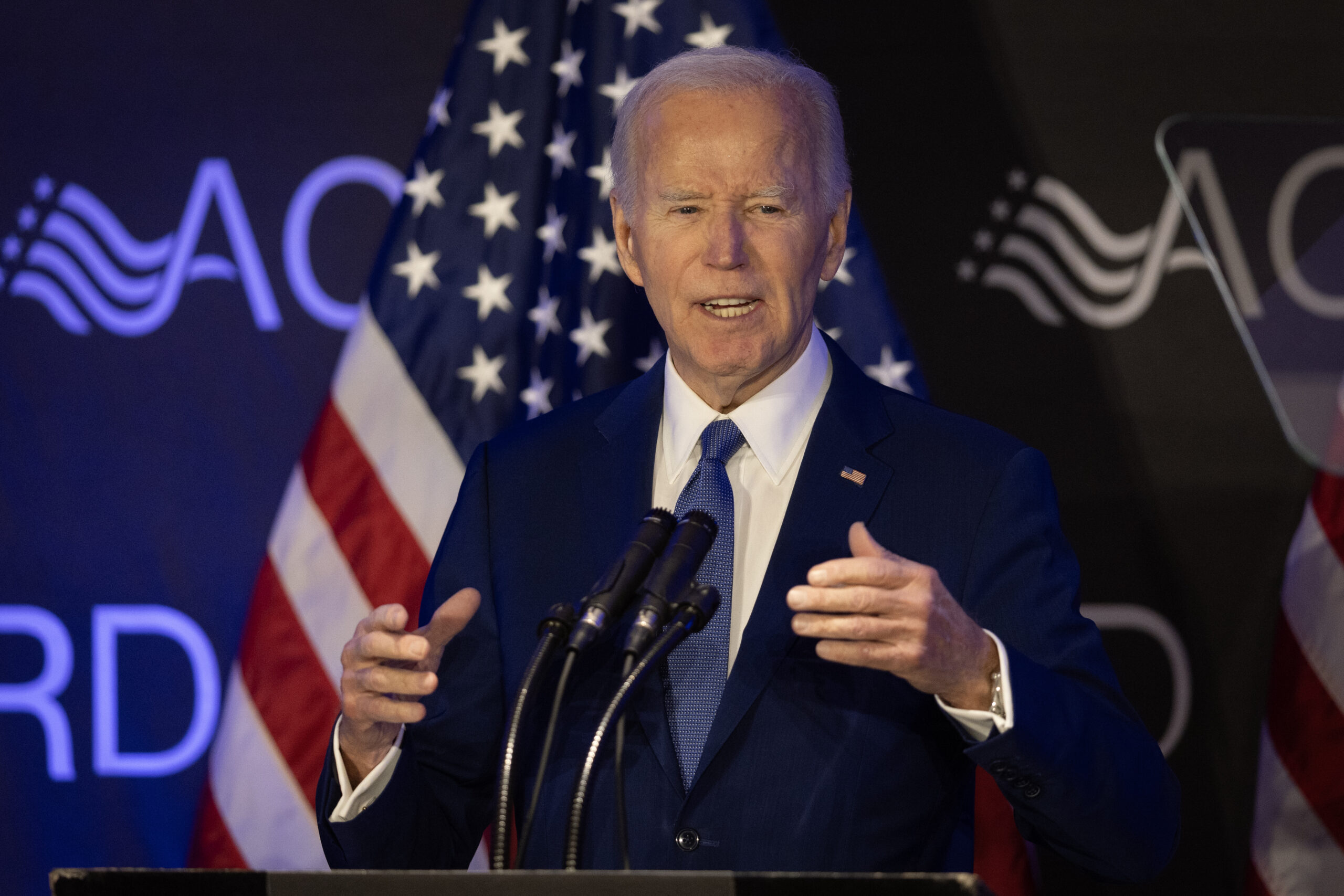 Major Banks Debanked Conservatives for Views That Didn’t ‘Align’ With Biden Admin, Regulator Finds